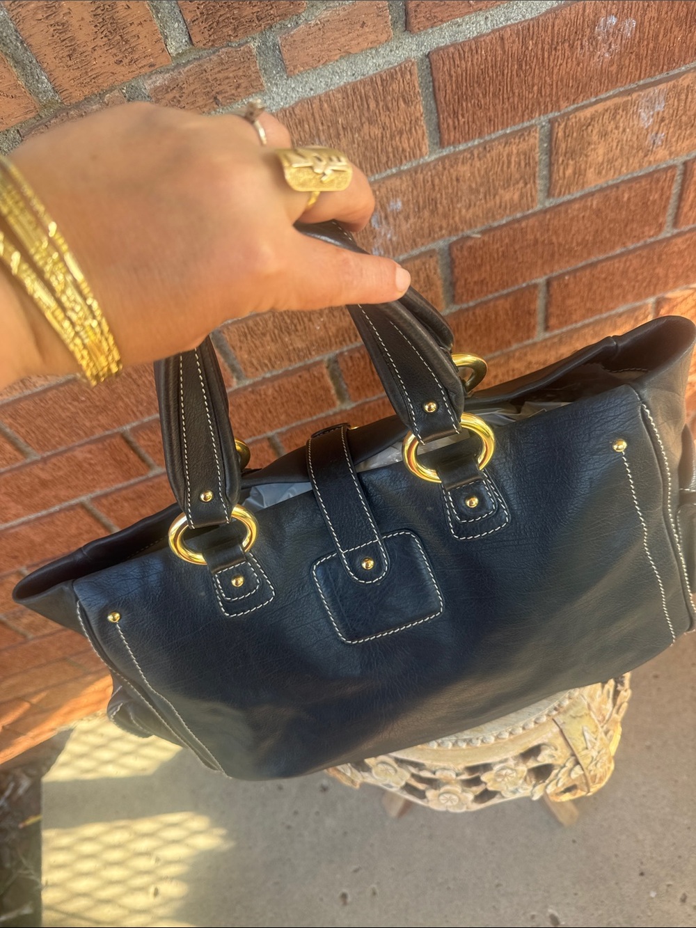 🖤Classic lovely Marc Jacobs satchel Black Leather Tote Bag with Gold Hardware🖤 - Picture 6 of 17